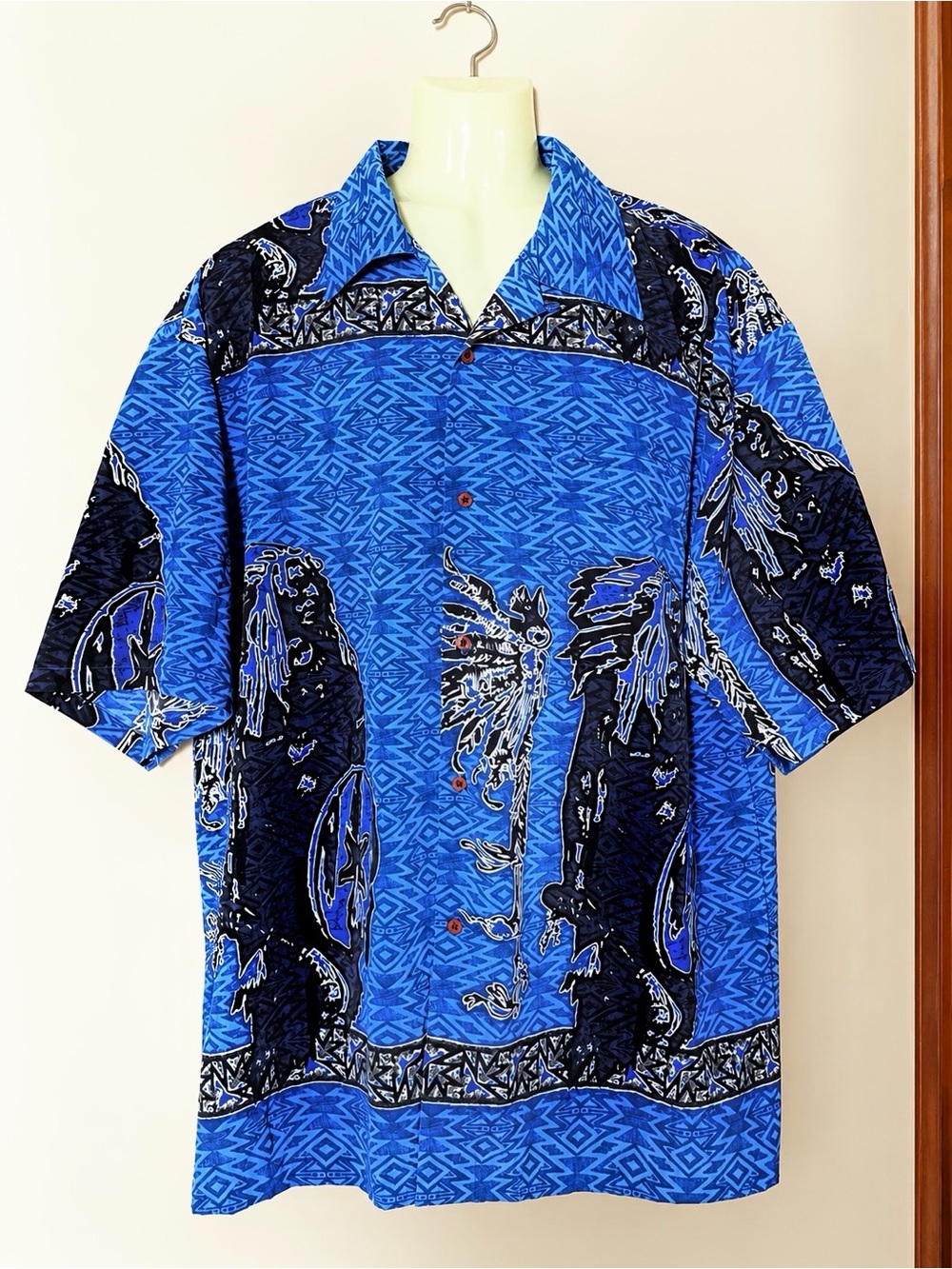 Vintage  BOFF 90s Native American, southwest, hawaiian Retro tropical shirt